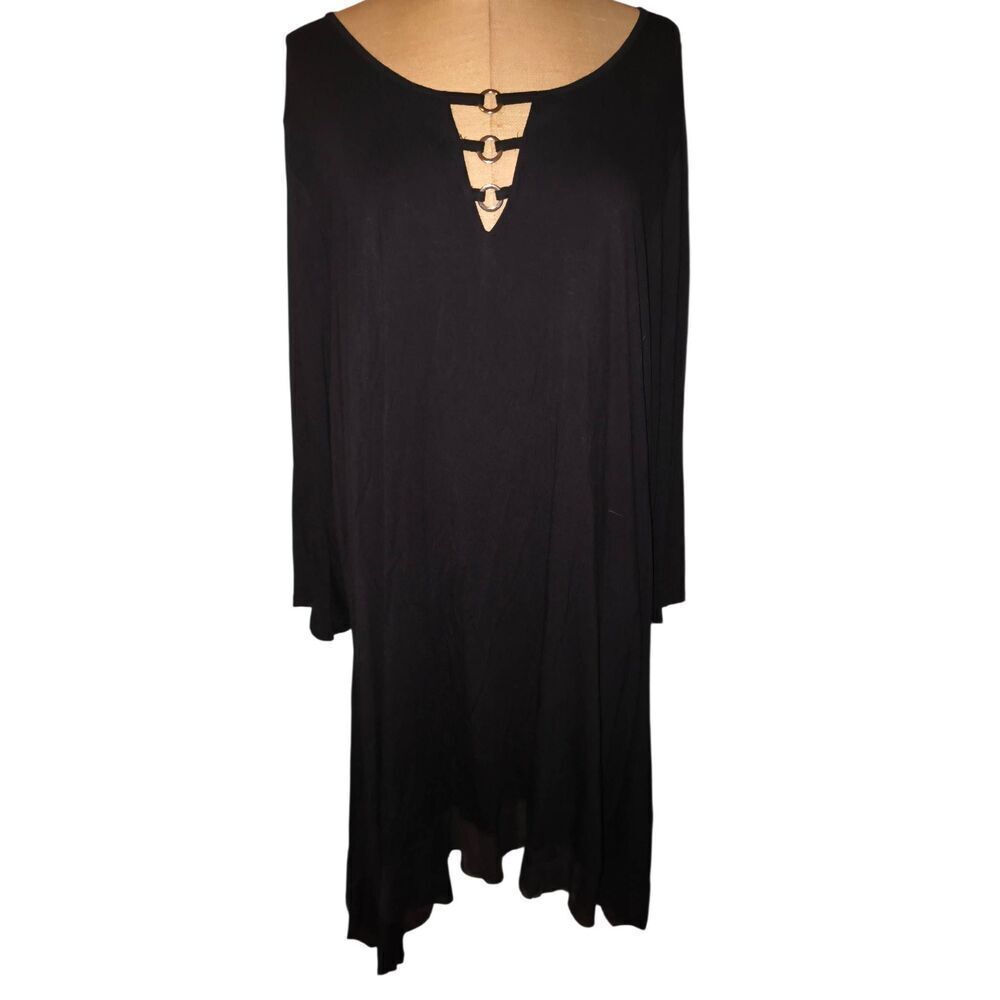 Little Black Dress LBD Cupio V-neckline  3/4 sleeves travel party formal event b